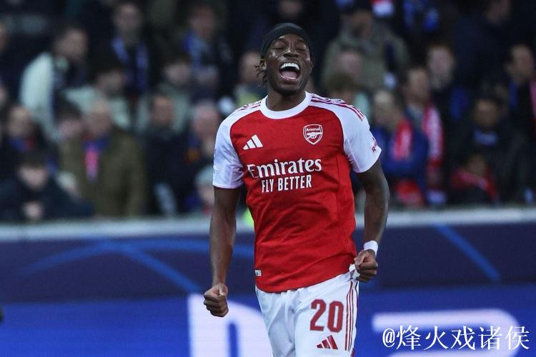 马杜埃凯欧冠首度单场梅开二度 马杜埃凯欧冠首度单场梅开二度